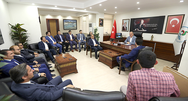 BAŞKAN GÜRLESİN ASKON YÖNETİMİNİ AĞIRLADI