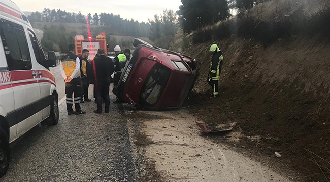KALE’DE TRAFİK KAZASI: 2 YARALI