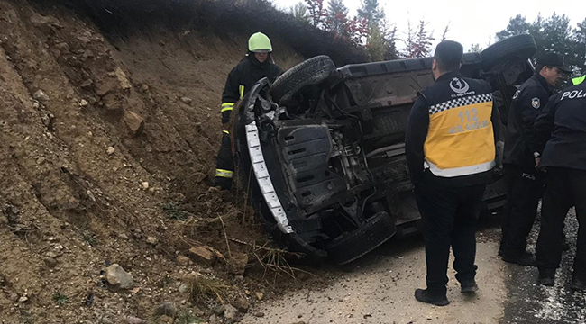 KALE’DE TRAFİK KAZASI: 2 YARALI