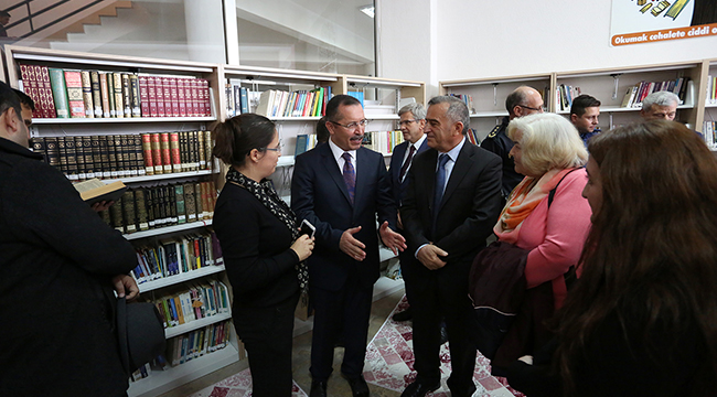 REKTÖR BAĞ ELİNİ ÖPEREK TEŞEKKÜR ETTİ