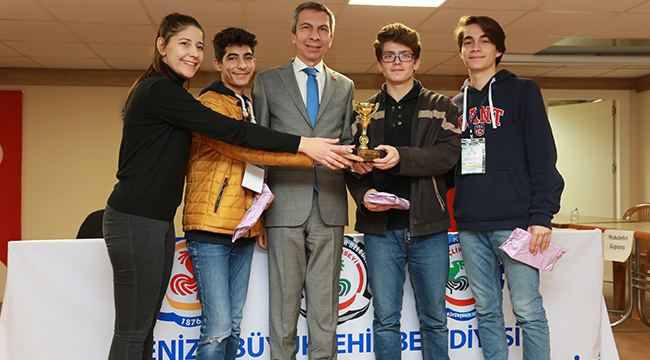 MÜNAZARA TURNUVASI’NDA ÖDÜLLER SAHİPLERİNİ BULDU