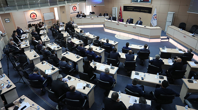 BÜYÜKŞEHİR MECLİSİ SON TOPLANTISINI YAPTI