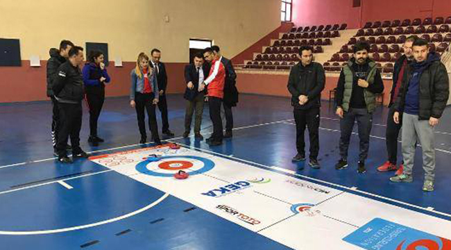 ÇAL İLK KEZ CURLİNG İLE TANIŞTI