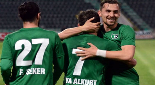 DENİZLİSPOR GÖZTEPE’Yi ELİ BOŞ GÖNDERDİ