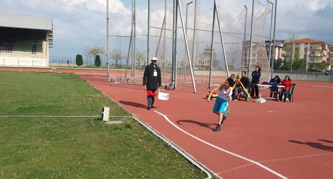 Minik Atletler Madalya İçin Ter Döktü