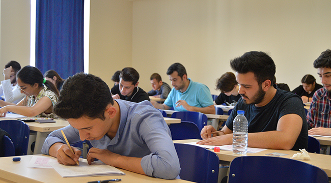 PAÜ’de Yurtdışı Öğrenci Seçme Sınavı Başarıyla Yapıldı