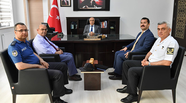 Acıpayamlı Öğrenciler Diplomalarını Vali Karahan’dan Aldı