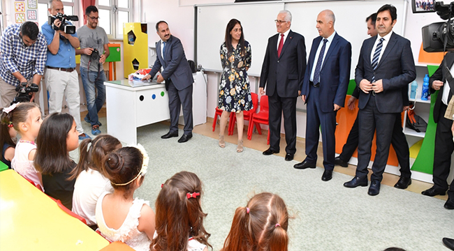 Okullarda Karne Heyecanı Yaşandı