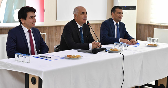 Vali Karahan, Babadağ ve Sarayköy Muhtarlar İle Bir araya Geldi