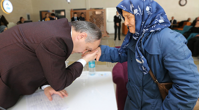 BAŞKAN GÜRLESİN'DEN HALK GÜNÜNE DAVET
