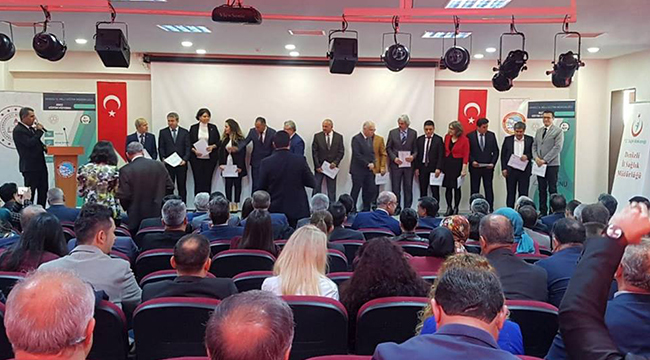 ÖZEL DENİZLİ UĞUR OKULLARI BEYAZ BAYRAĞINI ALDI