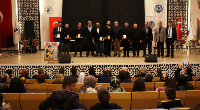 ÖZAY GÖNLÜM HATIRALARLA ANILDI
