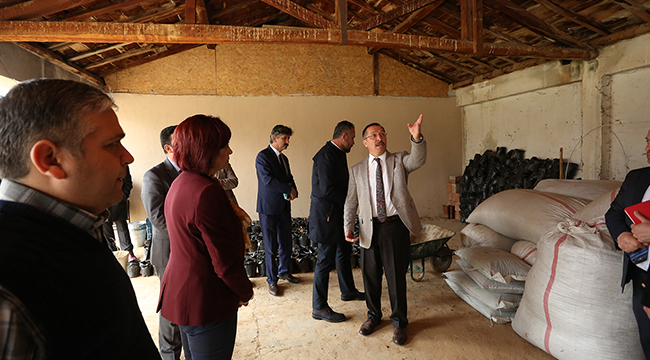BAĞ, ÇAL’DA KURULAN TOHUM MERKEZİNİ İNCELEDİ
