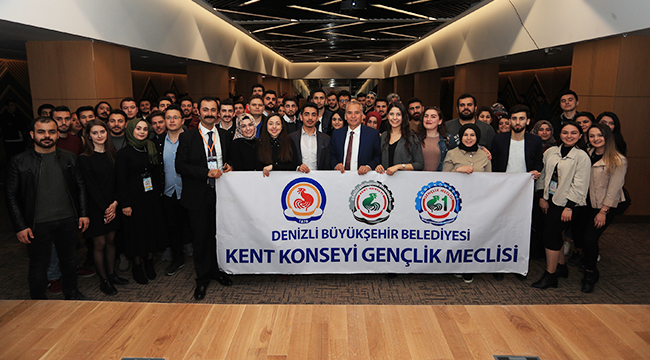 GENÇLER SORDU BAŞKAN ZOLAN YANITLADI