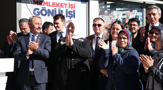 BAKAN SELÇUK DEPREM BÖLGESİ’NE GiTTi