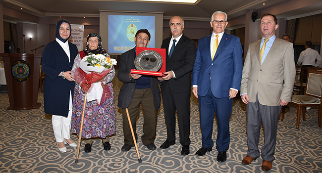 Hayırsever Mehmet Ali Uyanık ve Ailesine Vefa Gecesi