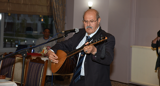 Ozan Nihat Gönülleri Fethetti