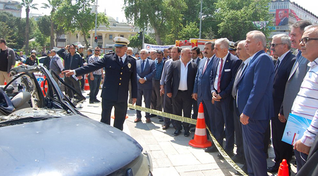 O Aracı Gören Dönüp Bir Daha Baktı