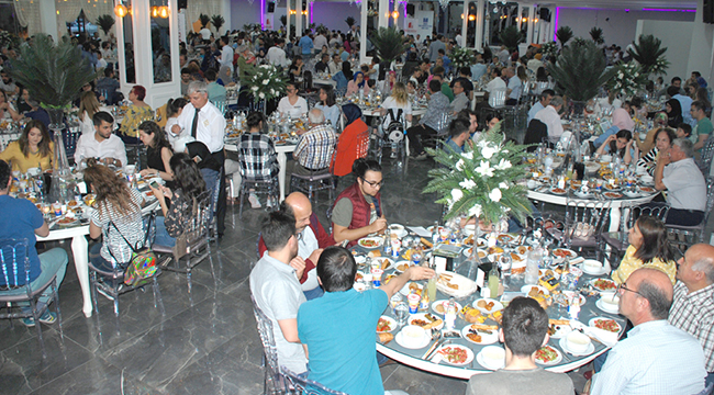 İMO Yönetimi Üyeleri İle İftarda Buluştu