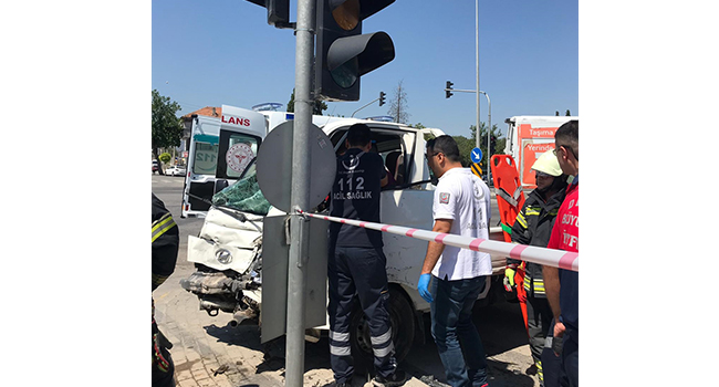 Hacıeyüplü’de Korkutan Kaza: 2 Yaralı