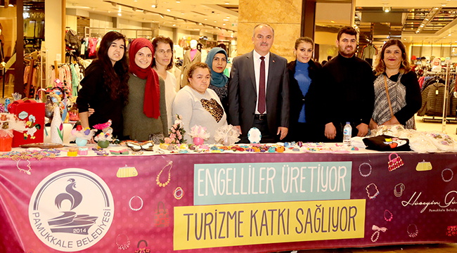 GÜRLESİN ENGELLİLER SERGİ STANDINI ZİYARET ETTİ