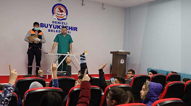 BARINMA MERKEZİNE ÇOCUKLARDAN YOĞUN İLGİ