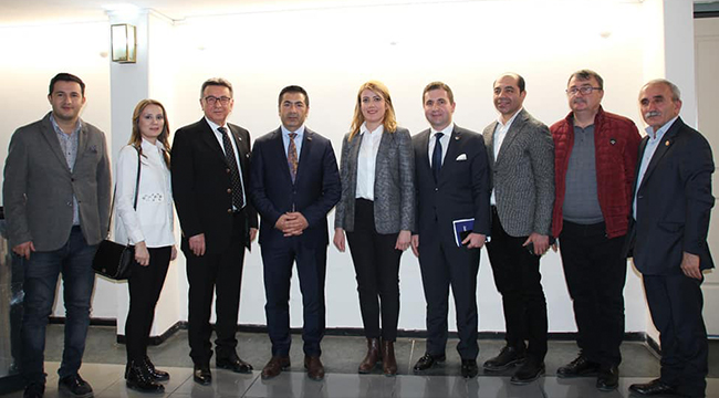 ŞENİZ DOĞAN MECLİS ÜYELERİ KARŞISINDA TERLEDİ