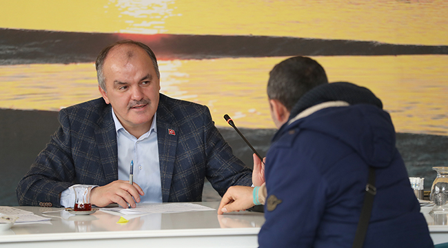 BAŞKAN GÜRLESİN HALKI DİNLEMEYi SÜRDÜRÜYOR