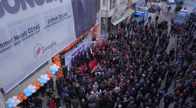 AK PARTİ SARAYKÖY’DE GÖVDE GÖSTERİSİ YAPTI