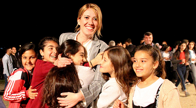 GENCİ YAŞLISI YÜZLERCE KİŞİ DOĞAN İÇİN ALANDAYDI