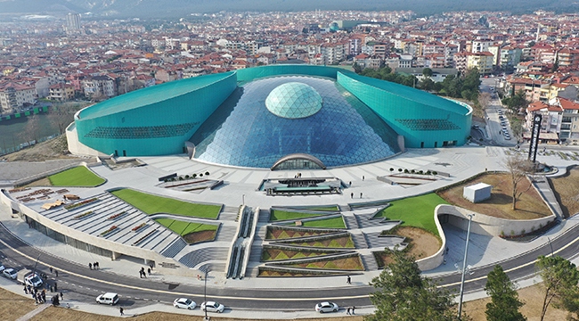 Denizlililerden Yeni Kongre Merkezine Tam Not