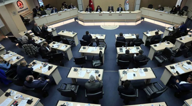 Büyükşehir Meclis Toplantısında Beklenmedik Tepki