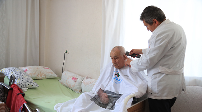 Evde Berber Hizmeti Yüzleri Güldürüyor