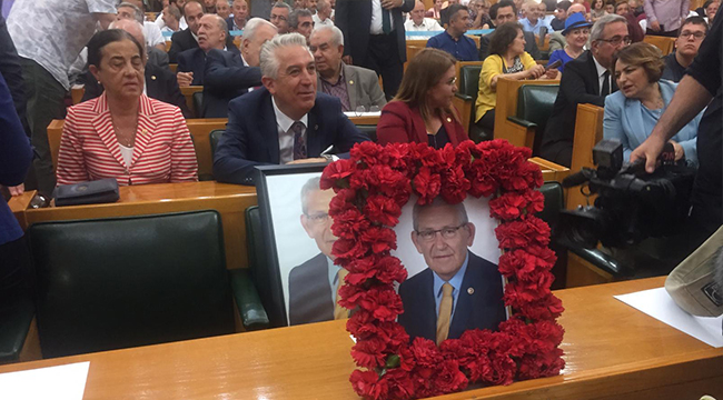 Arslan’ın Yerine Resmi Konuldu