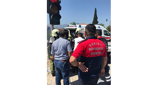 Hacıeyüplü’de Korkutan Kaza: 2 Yaralı