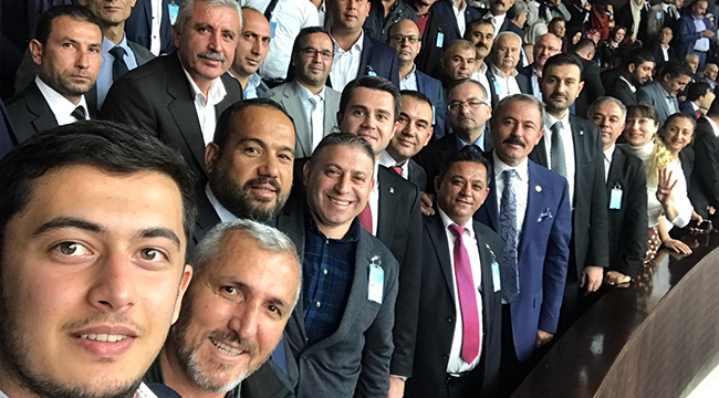 AK PARTİ GRUP TOPLANTISINA MERKEZEFENDİ DAMGASI!