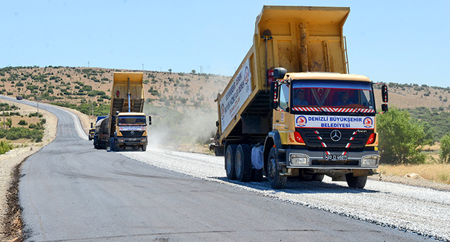 DENİZLİ’YE 2 BİN 100 KM ASFALT DÖKÜLDÜ