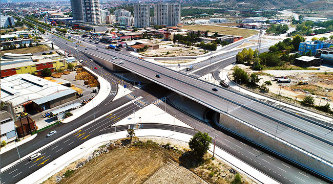 KÖPRÜLÜ KAVŞAKLAR TRAFİĞİN CAN DAMARI OLDU