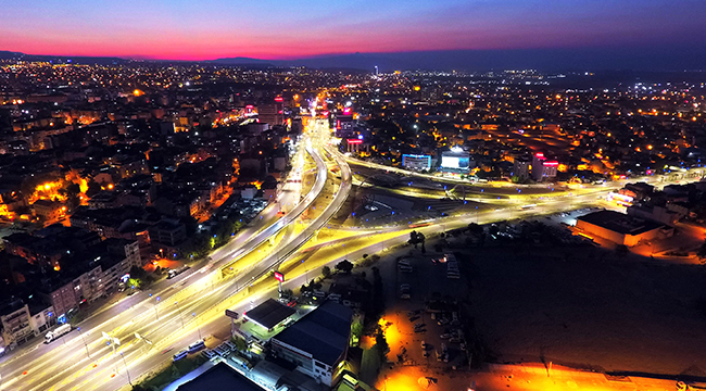 KÖPRÜLÜ KAVŞAKLAR TRAFİĞİN CAN DAMARI OLDU