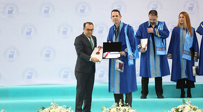 211 ÖĞRETİM ÜYESİ AKADEMİK CÜBBESİNİ GİYDİ