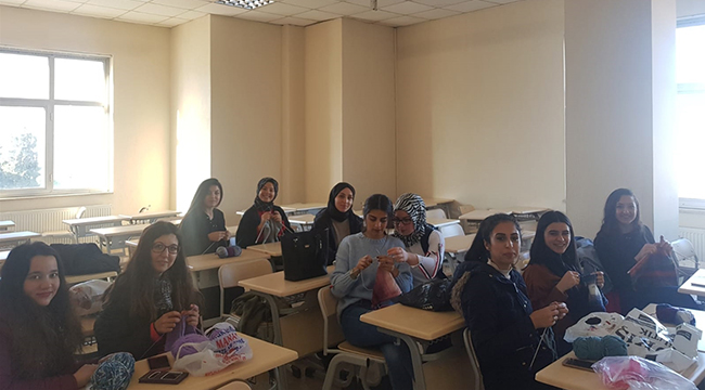PAÜ’DEN KÖY OKULLARINA GÖNÜL KÖPRÜSÜ