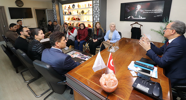EL EMEĞİ GÖZ NURUYLA BAŞKAN AKYOL'A ZİYARET