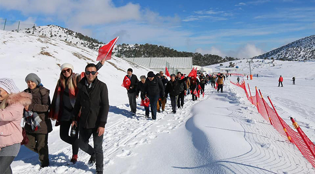 ACIPAYAM, SARIKAMIŞ ŞEHİTLERİNİ BOZDAĞ'DA ANDI
