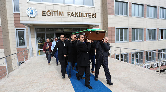 PAÜ'DE GÖZYAŞLARI İLE UĞURLANDI