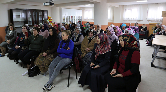KADIN MECLİSİ’NDEN "AKILCI İLAÇ KULLANIMI VE SAĞLIK" EĞİTİMİ