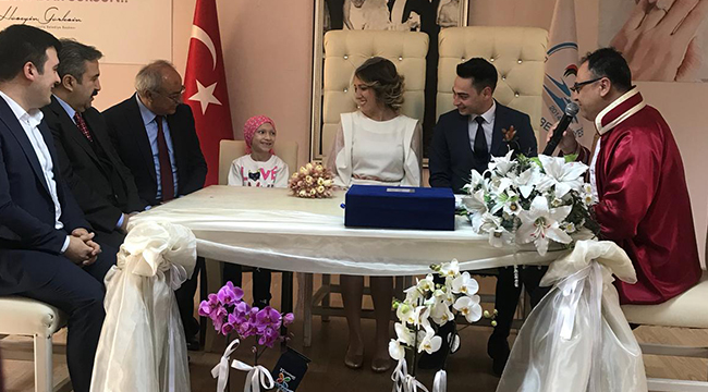 BÖYLE OLUR POLiSLERİN NİKAHI