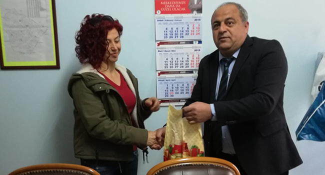 OKULDA KADINLAR GÜNÜNÜ KUTLADILAR