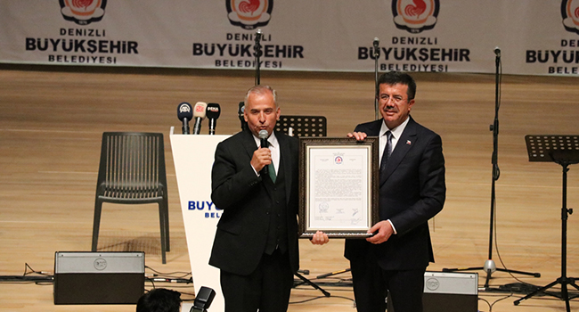 ZEYBEKCİ, KONGRE MERKEZİNİN AÇILIŞINDA KONUŞTU