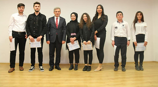 PAÜ ACIPAYAM MYO 18 MART ÇANAKKALE ŞEHİTLERİNİ ANDI
