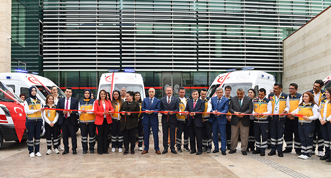 Denizli’ye Tahsis Edilen 7 Ambulans Törenle Hizmete Sunuldu